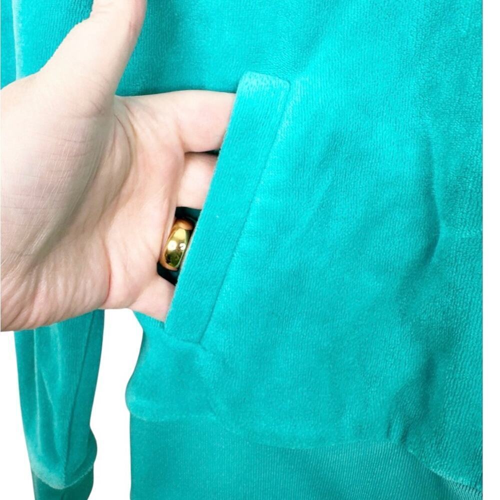 VINTAGE JUICY COUTURE Y2K “House of Juicy” Gold Foil Crown Velour Hoodie Sz. M - Picture 3 of 4